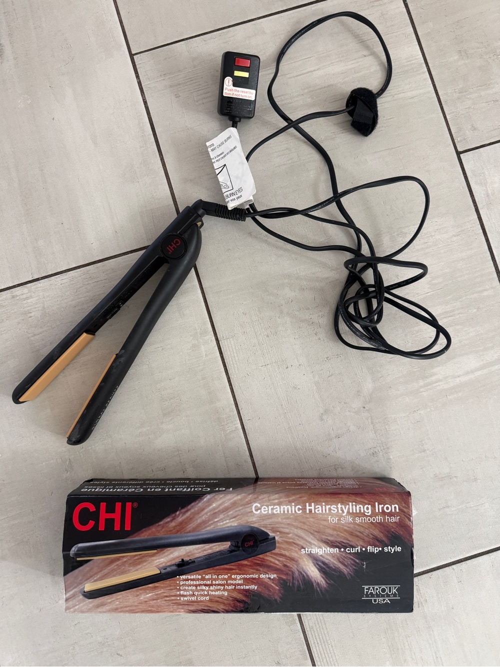 Black CHI Ceramic Hairstyling Iron - Black